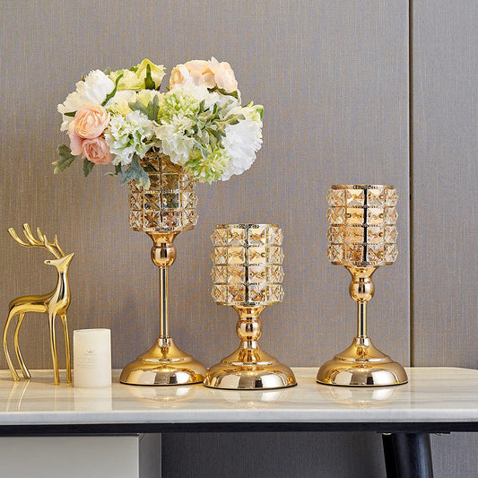 Elegant candlelight dinner golden candle candle decoration set, featuring three stunning golden candle holders.