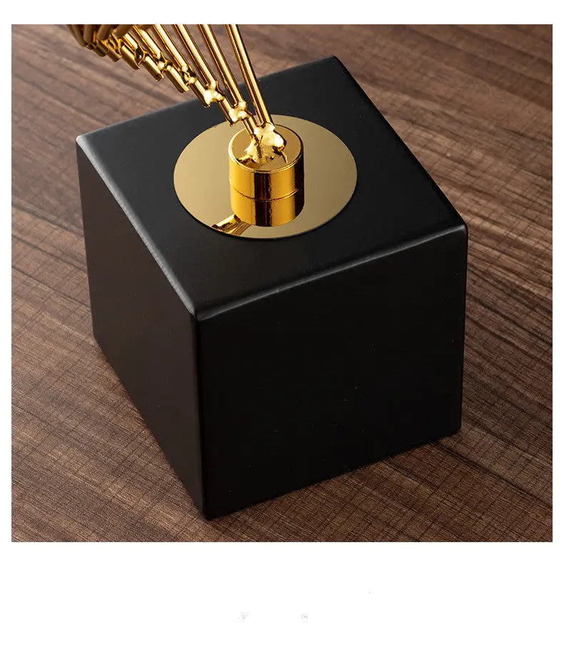 Handgemachte Goldene Eleganz: Luxuriöse Ästhetik Homeeins