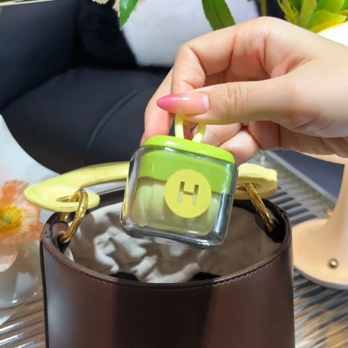 New Multi-functional Cleaning Portable Home Does Not Hurt Clothes Burr Removing Ball Roller Lent Remover Homeeins
