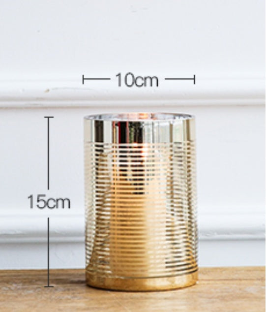 Eleganter Candle Stand aus Glas, perfekt für jedes Zuhause. Lieferung enthält 1 Stück, ohne Kerzen.